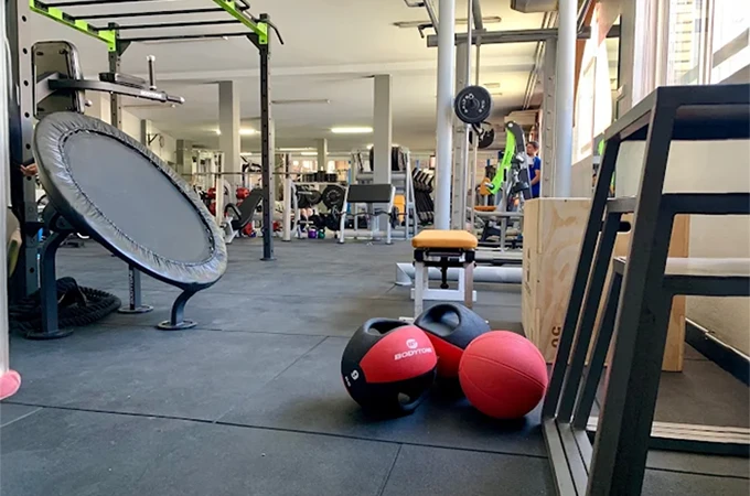 Gimnasio Atlas Sevilla - Polideportivo Universitario San Juan Bosco - Gimnasio en Macarena, Sevilla Gimnasio Atlas Sevilla - Polideportivo Universitario San Juan Bosco - Gimnasio en Macarena, Sevilla